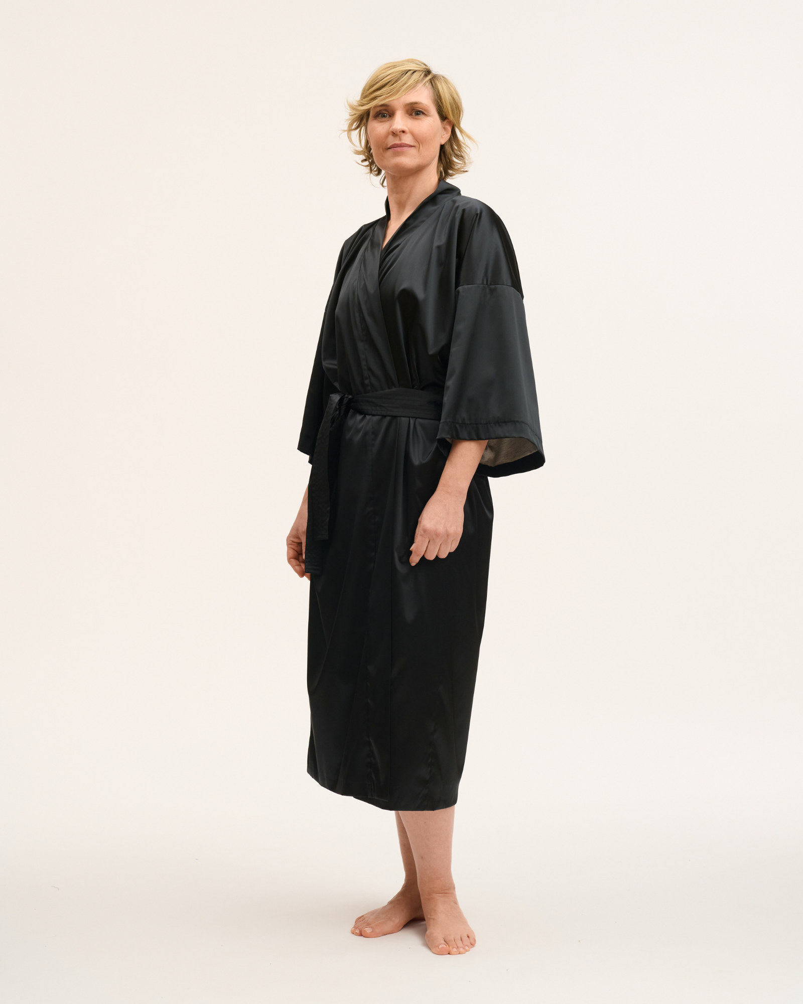 Satin-Kimono mit Jersey-Futter