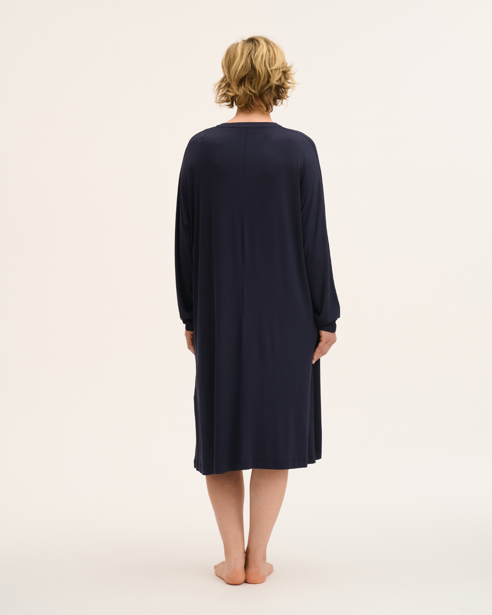 Langarm-Nachthemd aus Ecovero -Navy - Klaudia K