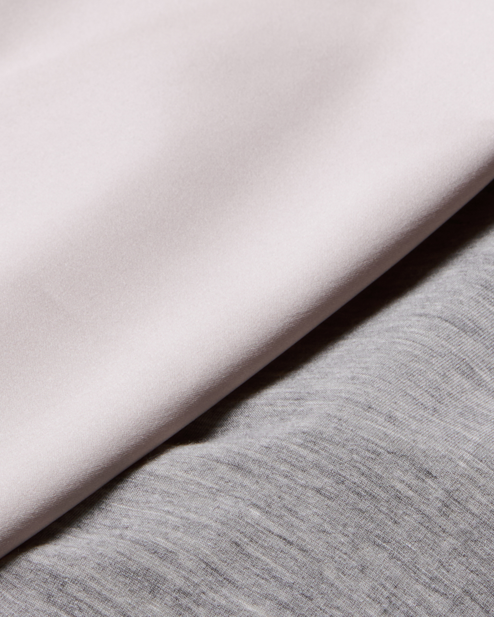 Satin-Kimono mit Jersey-Futter